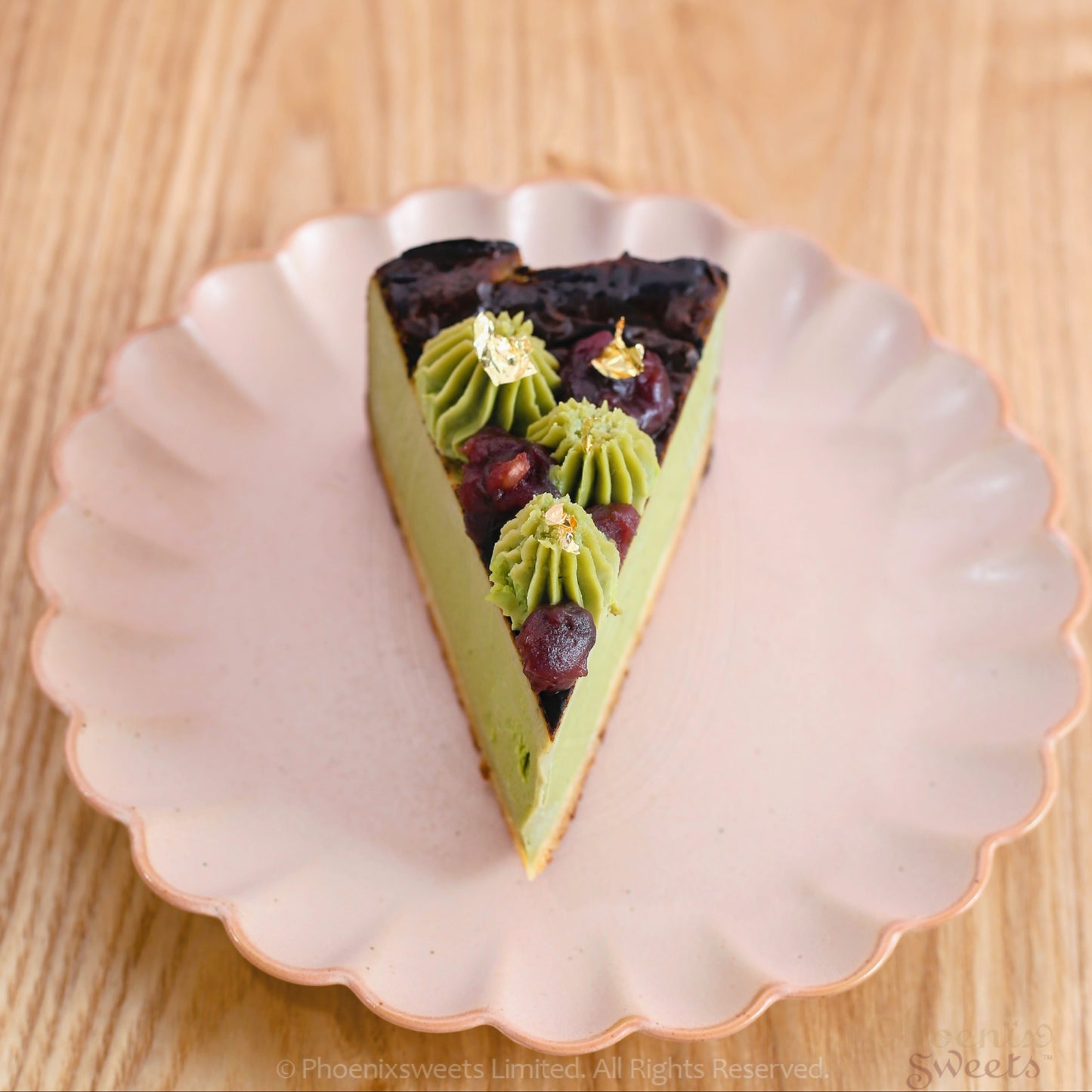 Basque Burnt Cheese Cake - Matcha with Red Bean