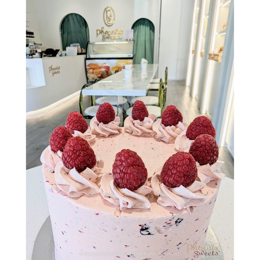 Butter Cream Cake - Merry Berries Cake