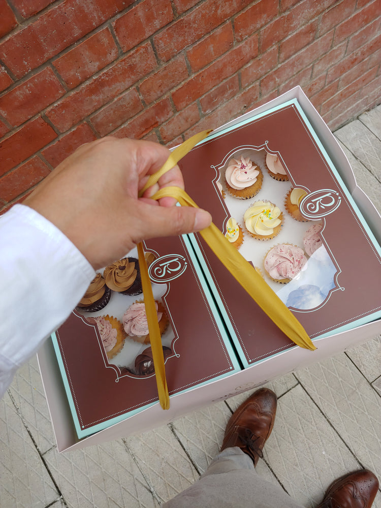 Free Cupcake Delivery Adelaide CBD and Unley Phoenix Sweets Cakery