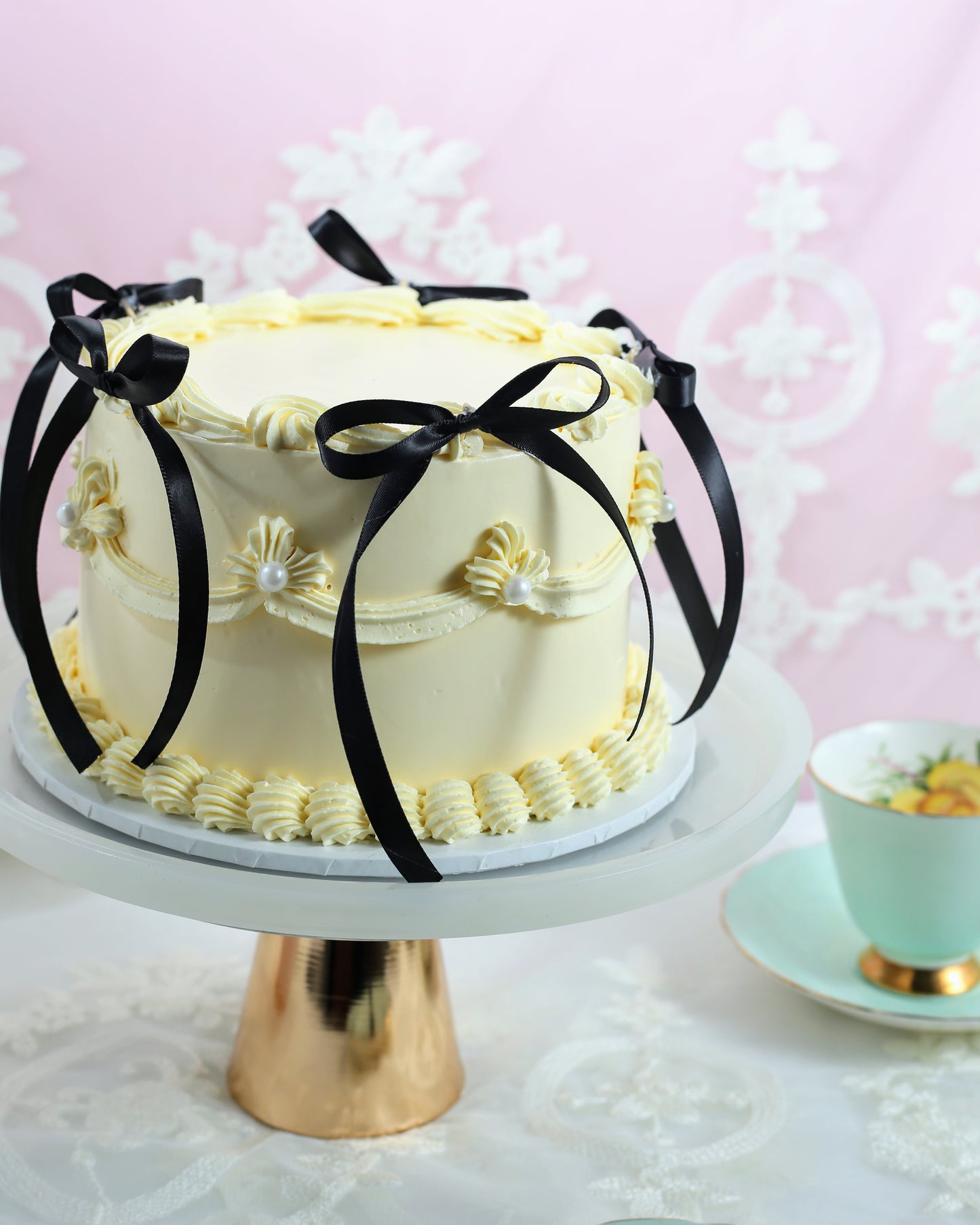 Butter Cream Cake - Vintage Ribbon Cake