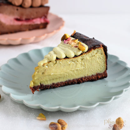 Basque Burnt Cheese Cake - Assorted Whole Cake (10 slices)