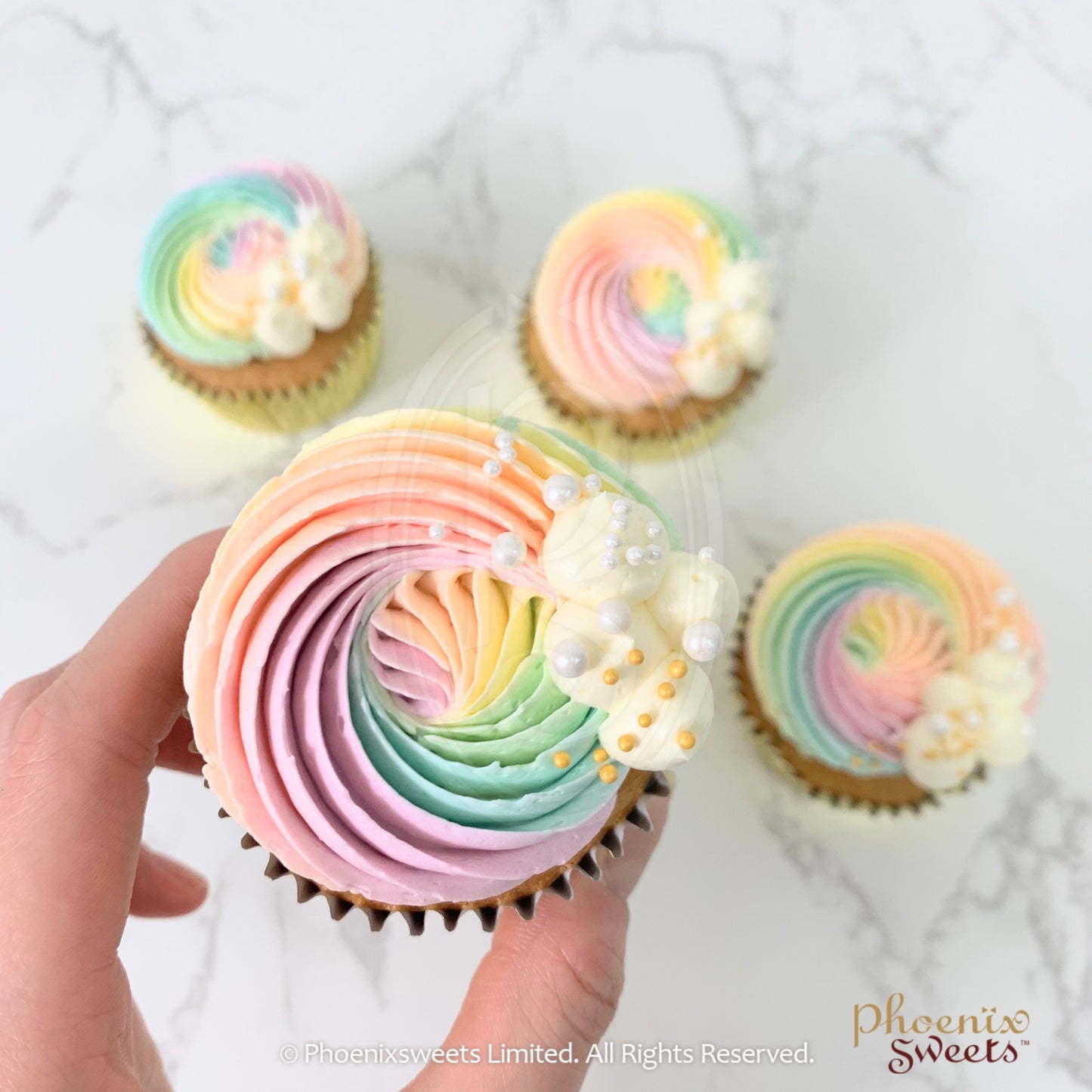 Gourmet Cupcake - Rainbow Ring